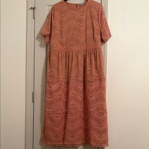 Elegant Lace Midi Dress in dusty rose